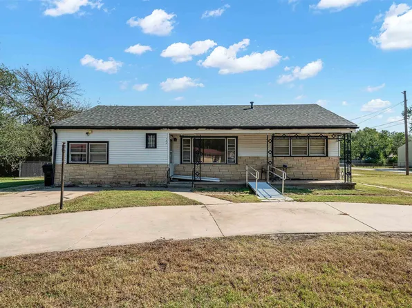 2708 N Clarence Ave, Wichita, KS 67204