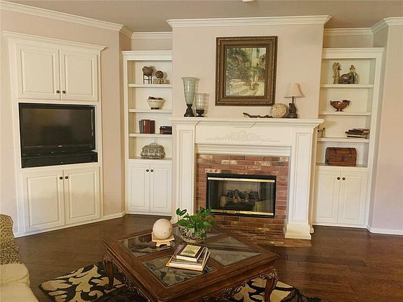 4th image of 12324 Greenlea Chase E