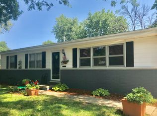 216 Kenyon Dr, Springfield, IL 62704