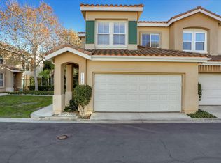 596 Fenwick Way APT A, Simi Valley, CA 93065