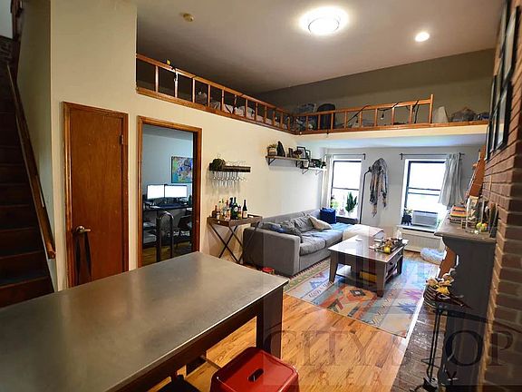 2nd image of 306 W 73rd St #4