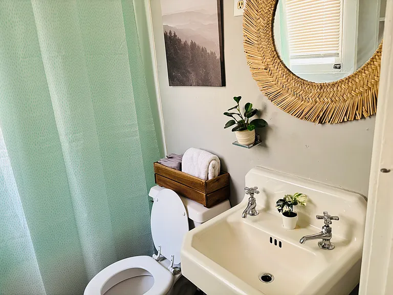 1319 Harbert Ave #3 — Photo 13