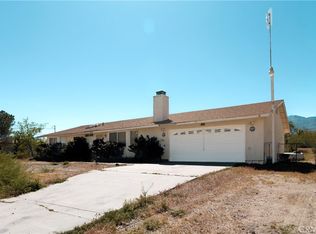 32303 Sapphire Rd, Lucerne Valley, CA 92356