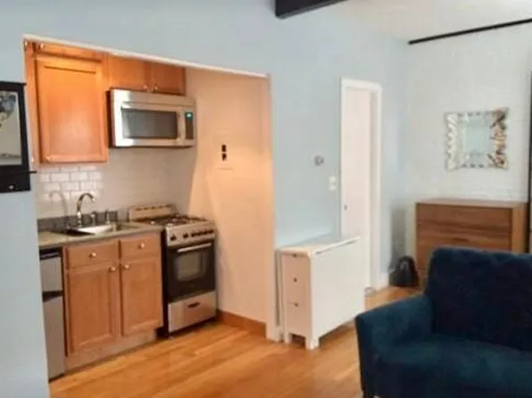 56 Gray St APT 5, Boston, MA 02116