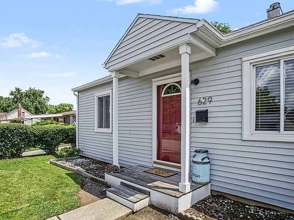 4th image of 629 Maple St
