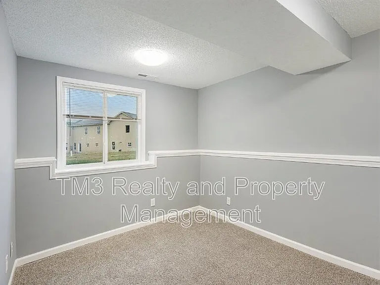31642 W 174th St — Photo 14