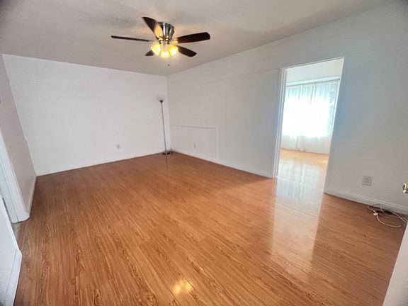 4th image of 3130 Haller St #1/2
