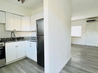 600 SW 16th Ave #1602, Miami, FL 33135