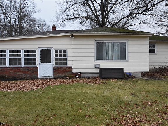 3rd image of 4712 Crabwood Dr