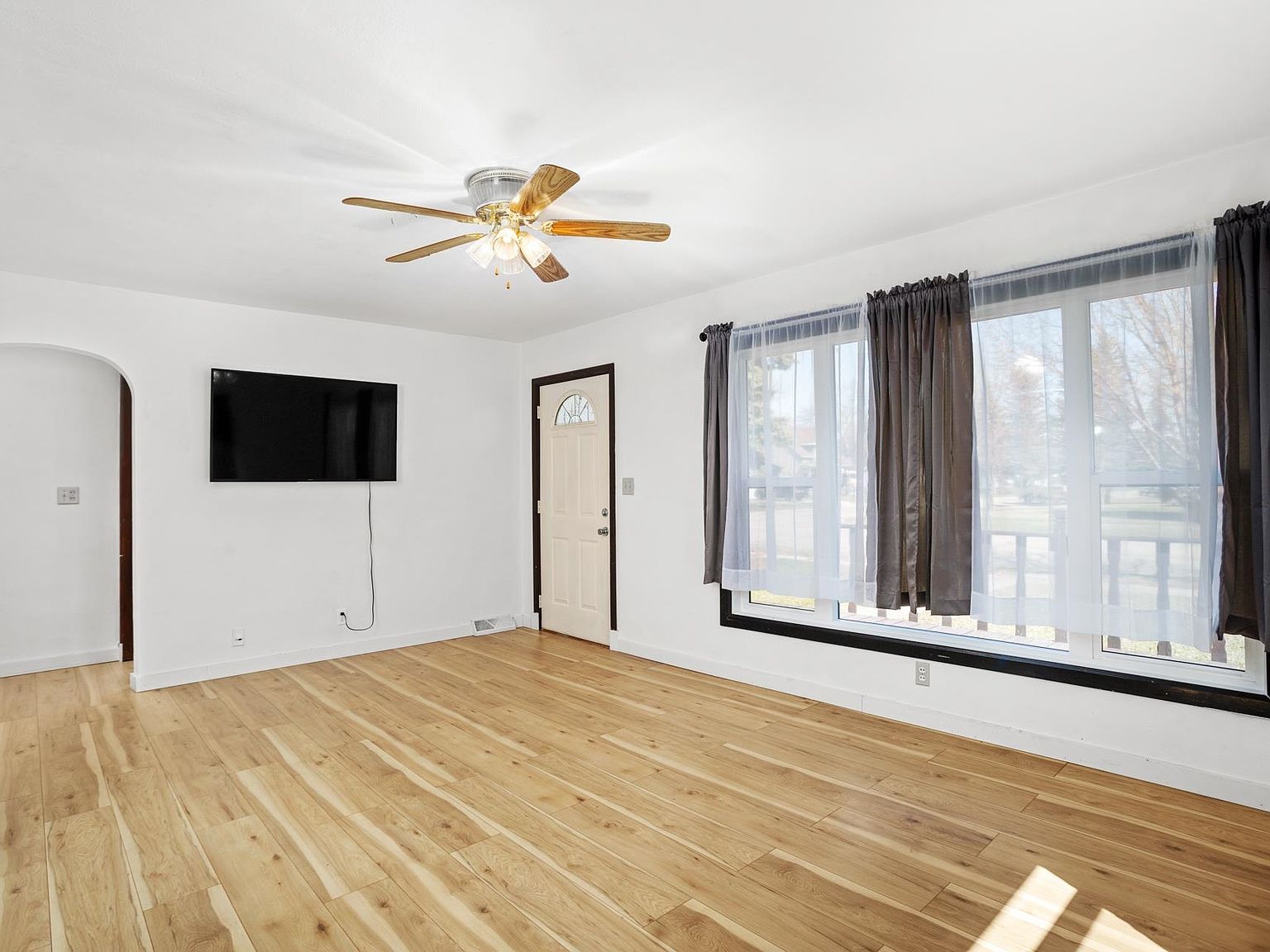 302 3rd Ave SE, Mohall, ND 58761 MLS 241231 Zillow