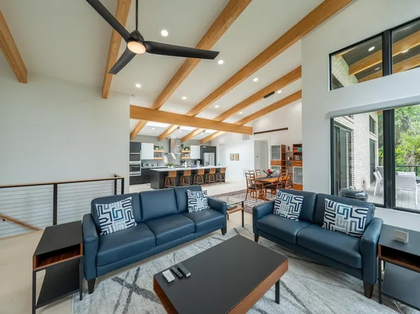 320A NE 11th St, Charlottesville, VA 22902