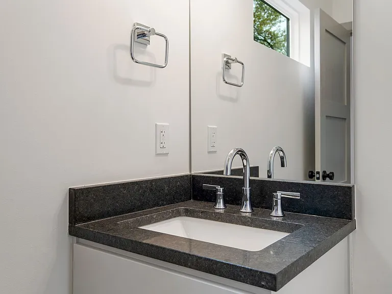 Quaker Condos - $300 Off Immediate Move-Ins! — Photo 77