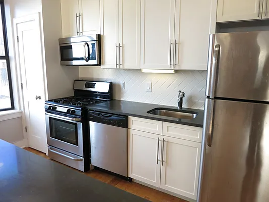 Rented by Bohemia Realty Group | media 15