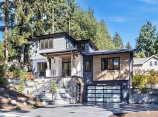 2820 105th Ave SE, Beaux Arts, WA