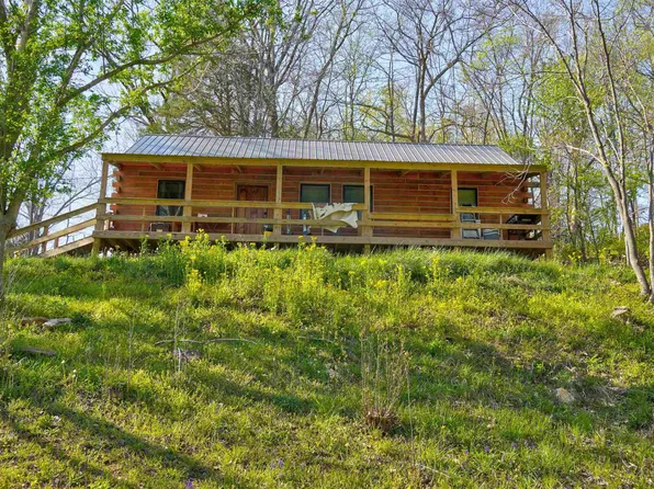 50 N Becks Mill Rd, Fredericksburg, IN 47120