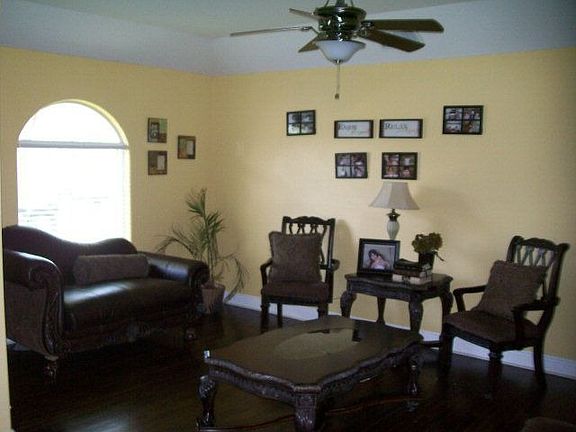 3rd image of 3143 N Muskingum Ave