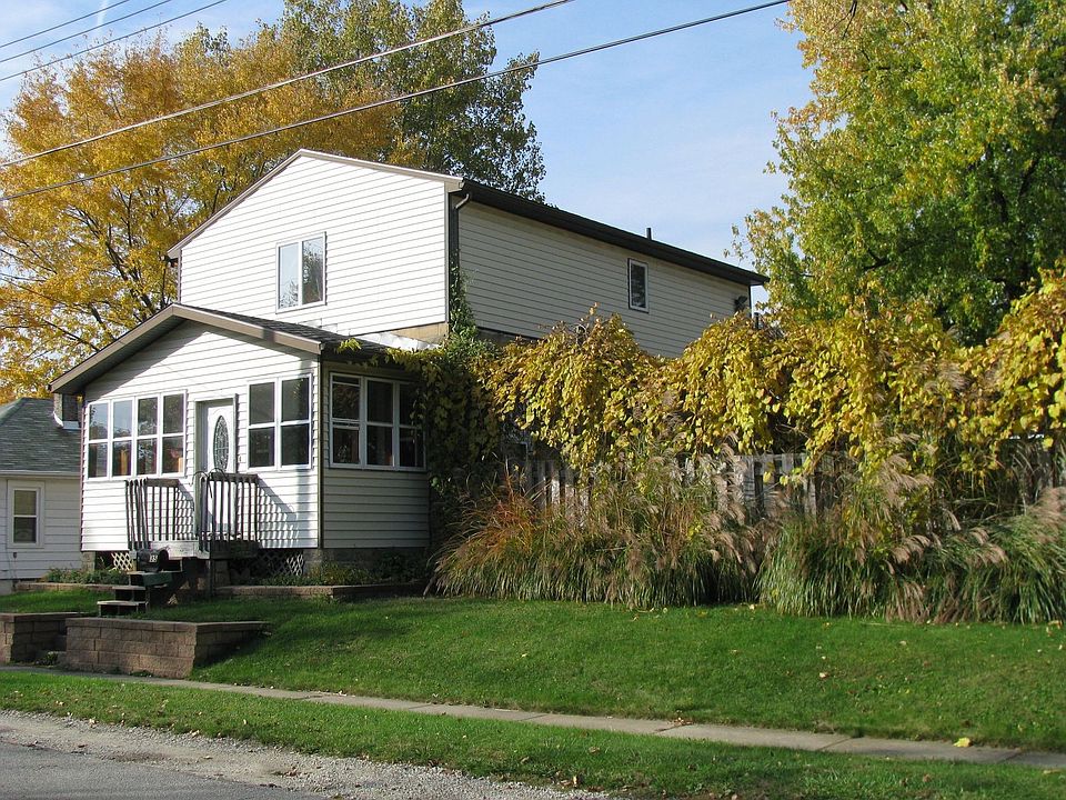 1st image of 835 Arcadia Ave