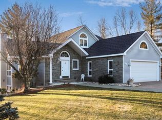 63 Woodchuck Ln, Bristol, CT 06010