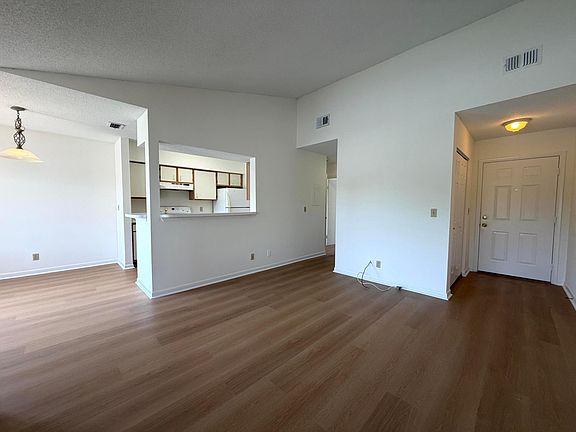 3rd image of 815 W Boynton Beach Boulevard #12-203