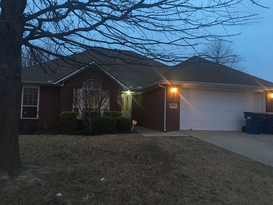 1st image of 1802 SW Pine Ave