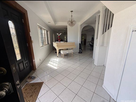 2nd image of 99-446 Hakina St