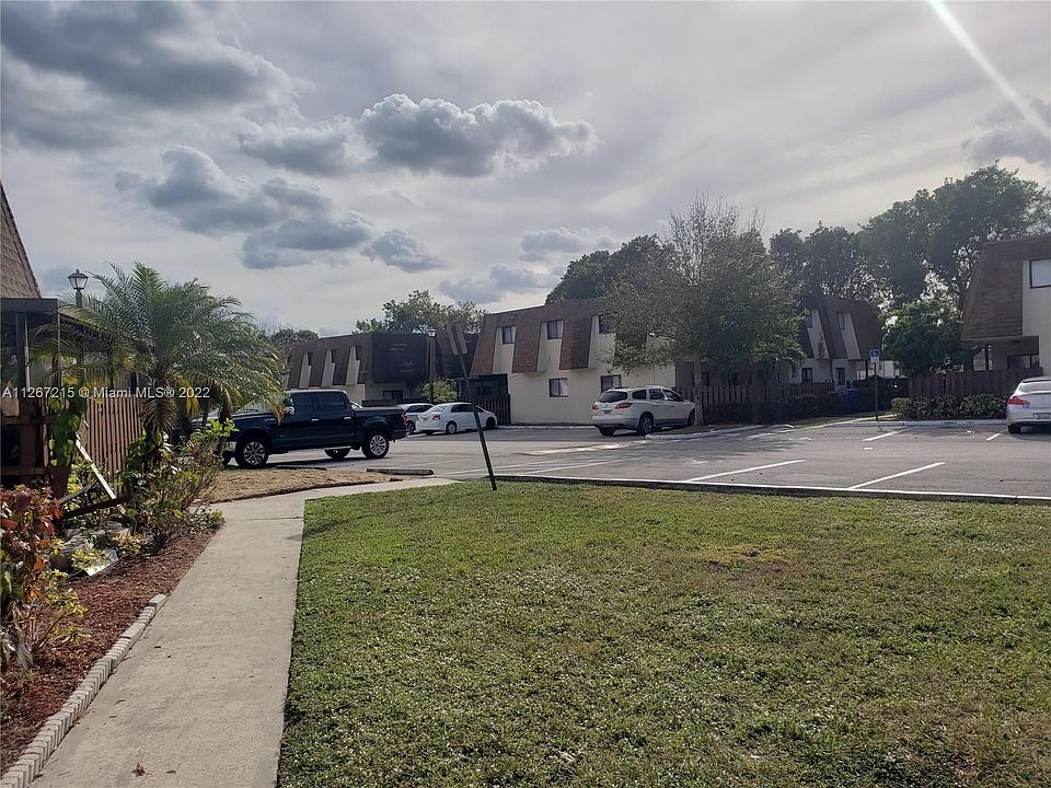 1st image of 230 San Remo Blvd #230