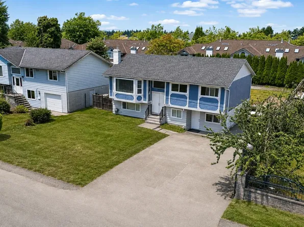 7339 122a St, Surrey, BC V3W 3T2