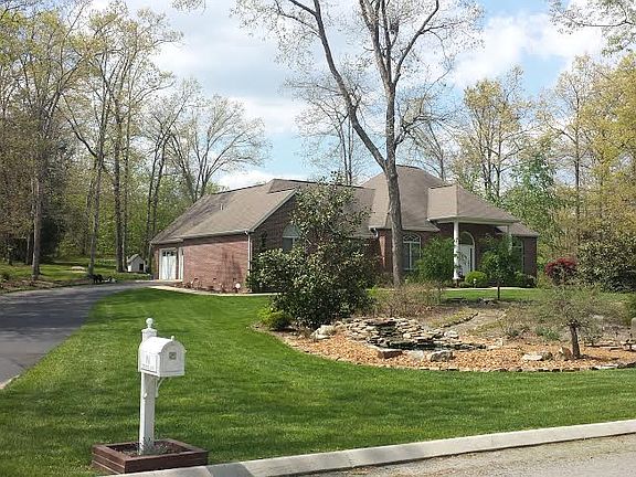 2nd image of 101 Channing Ln