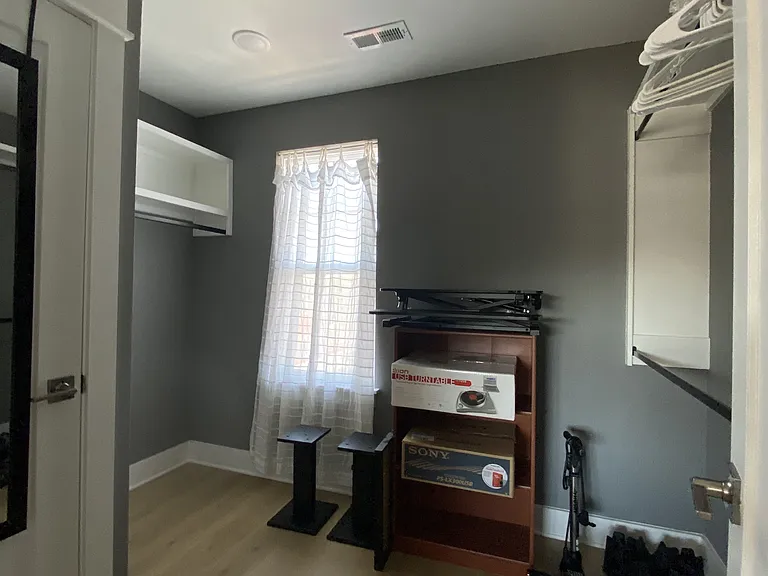 105 Duke St #6 — Photo 6