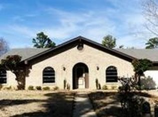 519 Meadow Creek Dr, Tyler, TX 75703