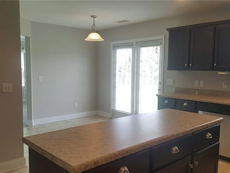 37 Wesleyan Dr — Photo 6