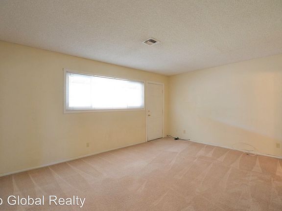 4th image of 3575 Rosewood St