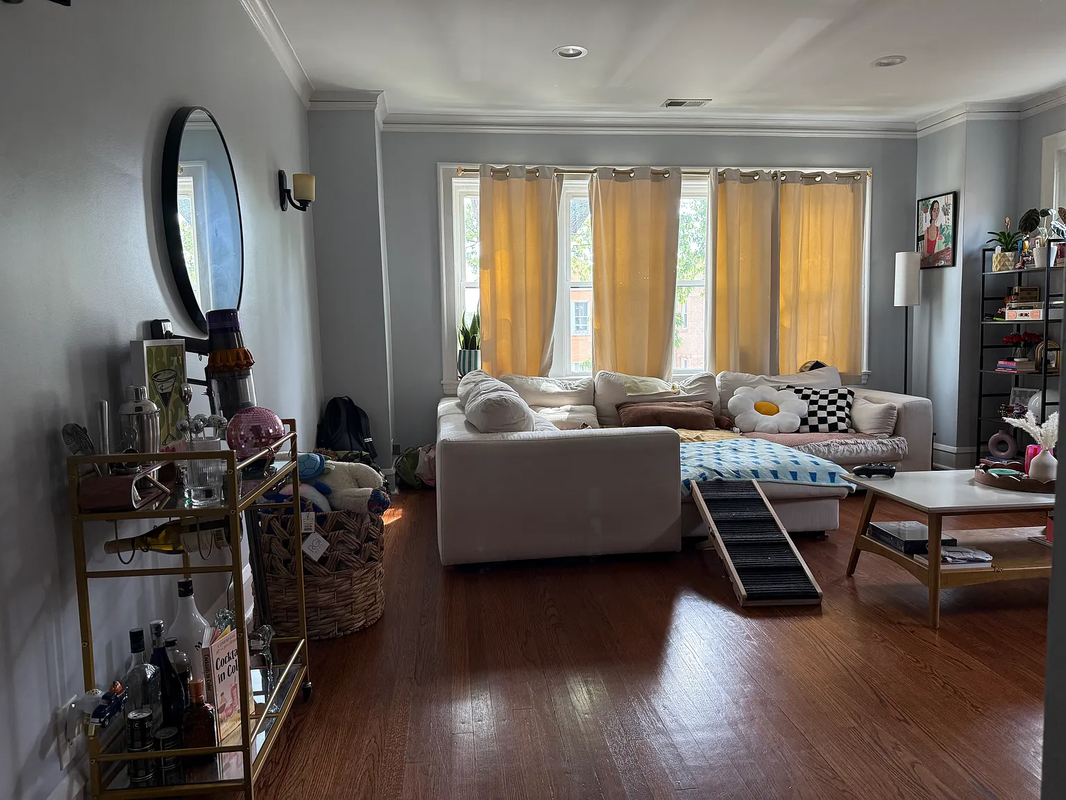 2824 N Parkside Ave — Photo 1