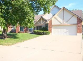 4404 NW 65th St, Kansas City, MO 64151