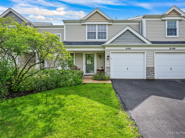 2102 Muirfield Cir, Elgin, IL 60123