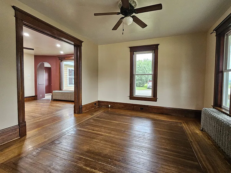 3154 N Hancock St — Photo 8