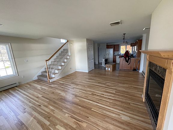 5th image of 916 Baxter Blvd
