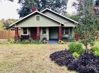 606 Garrison St, Frankston, TX 75763