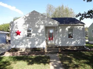 1127 Patton Ave, Waterloo, IA 50702