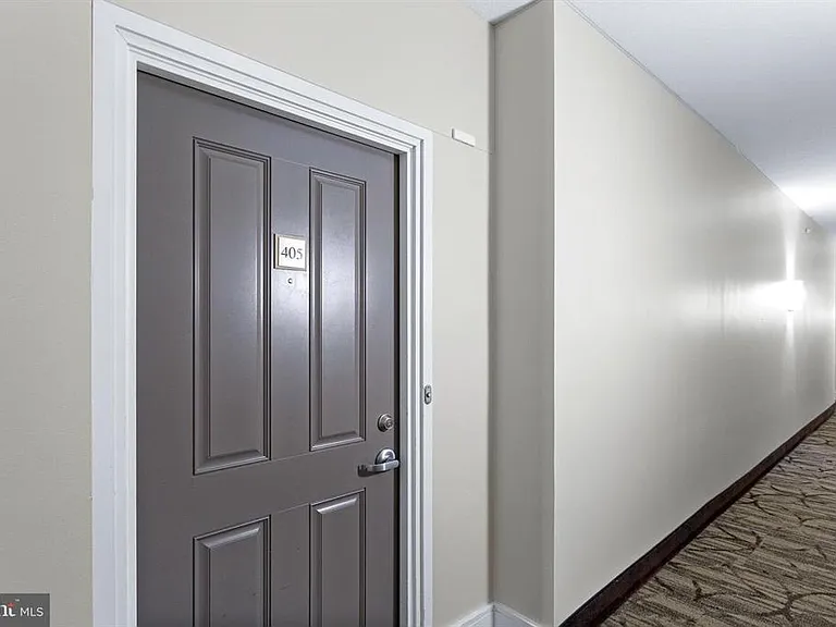4480 Market Commons Dr #405 — Photo 17
