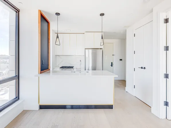 629 Fourth Avenue image 2 of 7