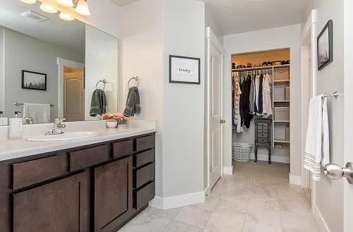 4328 W Quiet Shade Dr — Photo 8