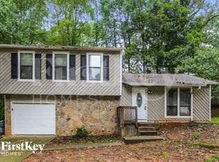 3216 Fescue Cir, Lawrenceville, GA 30044