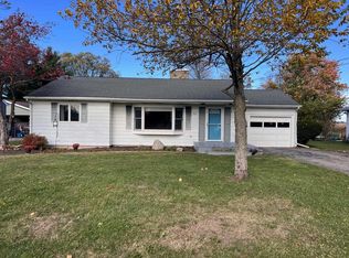 502 Dean Dr, Owosso, MI 48867