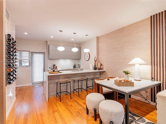 4th image of 1551 Lenox Ave APT 1
