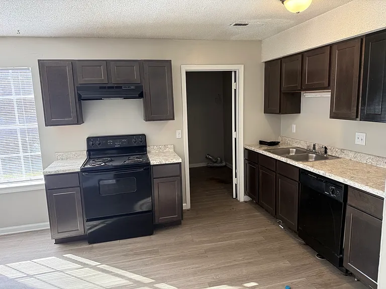4747 Lambs Rd — Photo 25