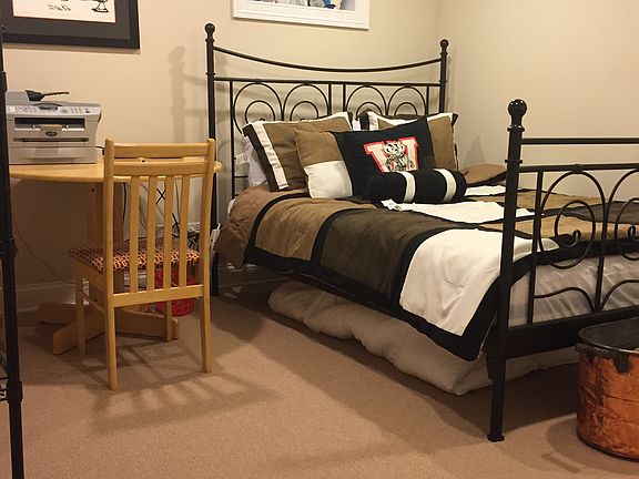 Office/Den/Guest Room