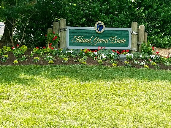2nd image of 160 Island Green Dr