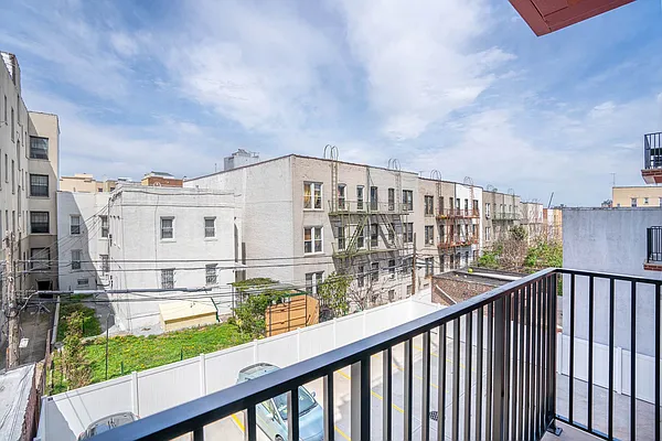 Rented by Modern Spaces | media 28