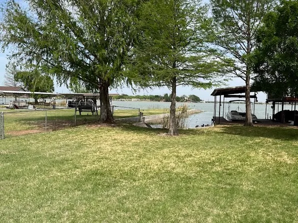 1824 Shady Point Circle Dr, San Angelo, TX 76904